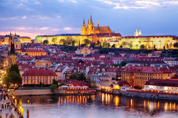 Fototapeta na wymiar View of Prague castle and old town