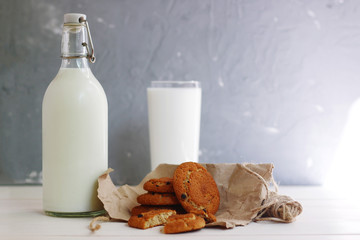 cookies with milk