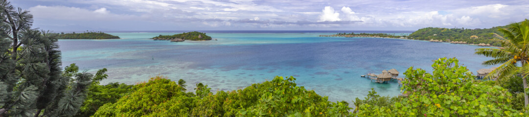 Obraz premium Cove in Bora Bora