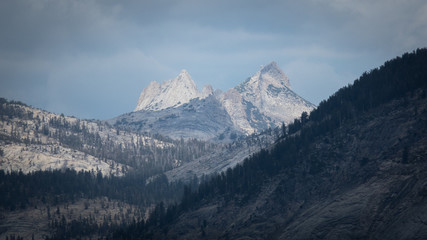 Fototapeta na wymiar Echo Peaks Closeup, Jagged Mountaintops in Yosemite National Park