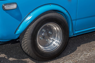 車のホイール　old Wheel of the car