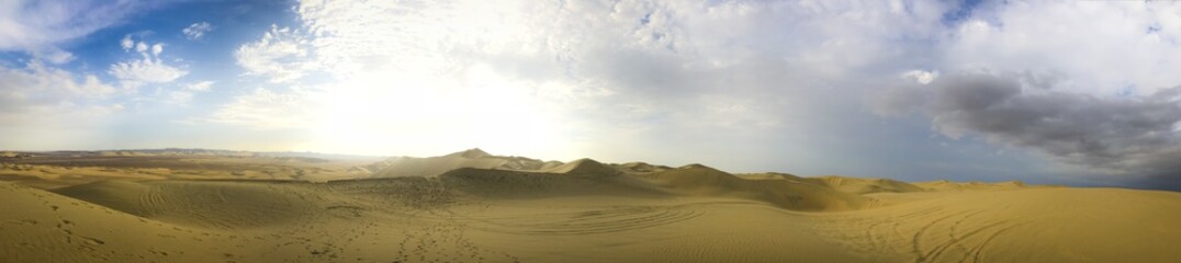 Fototapeta na wymiar desierto marcona