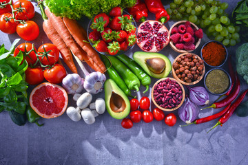 Composition with fresh vegetarian grocery products