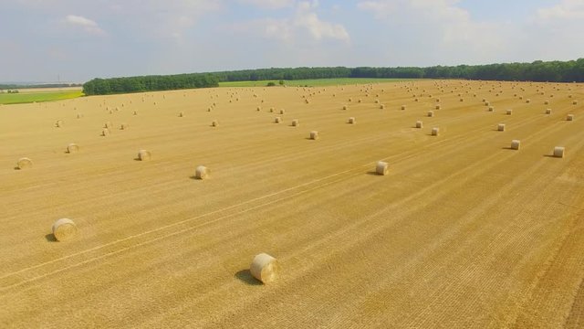 Aerial view of straw bales in a field, UHD, 4K (3840x2160)