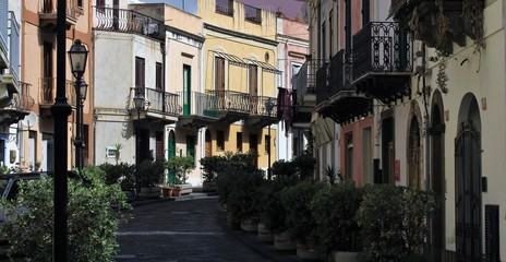 Fototapeta na wymiar dans les rues de Lipari, Italie