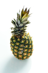 Fototapeta premium Pineapple isolated fresh 