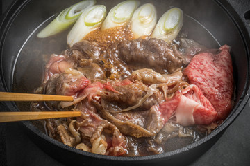 和牛肉ですきやき　Tasty sukiyaki Japanese cuisine 