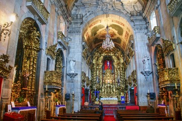 Fototapeta na wymiar Inside Carmo Church in Porto