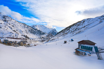 Fototapeta premium Candanchu ski in Huesca on Pyrenees Spain