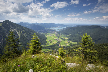 Naklejka premium Blick von der Wasserspitz auf den Schliersee, Bayern