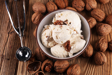 homemade oatmeal and walnut ice cream. style vintage.