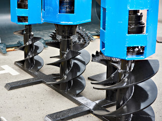 Hydraulic boring tools