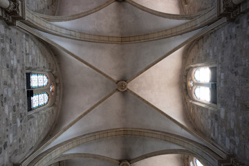 Decke in Kirche in Bergerac, Nouvelle-Aquitaine, Frankreich
