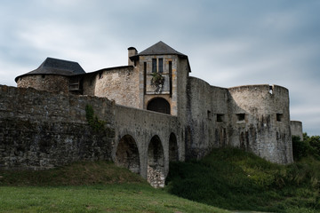 Fototapeta na wymiar Burg in Mauléon-Licharre, Nouvelle-Aquitaine, Frankreich