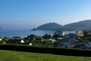 Strand in Viveiro, Galicien, Spanien