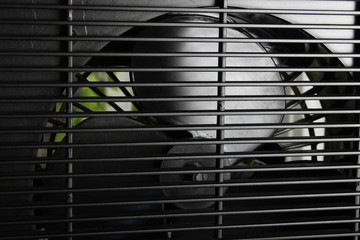 grill fan black blades lattice grid