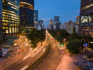Fototapeta premium Mexico City - scena zachodu słońca w centrum miasta