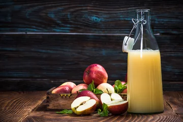 Keuken spatwand met foto Cloudy pressed apple juice © marcin jucha