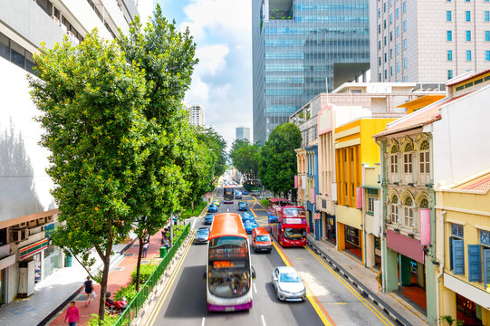 traffic on Singapore city street