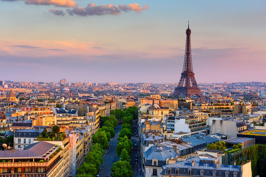 Fototapeta Panoramę Paryża z Wieży Eiffla w Paryżu, Francja. Panoramiczny zachód słońca w Paryżu