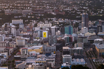 Fototapeta na wymiar 2018, JAN 1 - Wellington, New Zealand, The panorama landscape view of the building and scenery of the city at sunset.