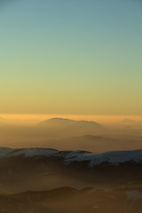 Sonnenuntergang in den Bergen