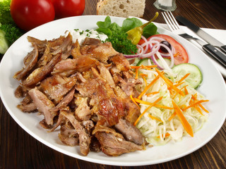 Gyros mit Salat