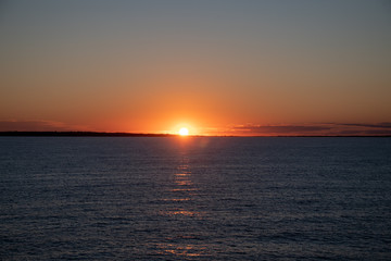 Setting sun on the ocean