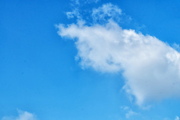 Obraz premium Beautiful blue sky with cloudy. Color sky is clear with white clouds on natural background.