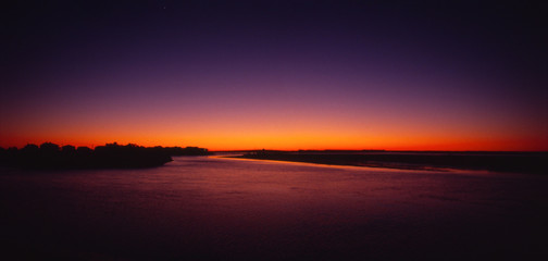 Fototapeta na wymiar Orange Horizon Panoramic