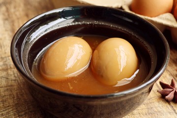 Eggs in brown sauce