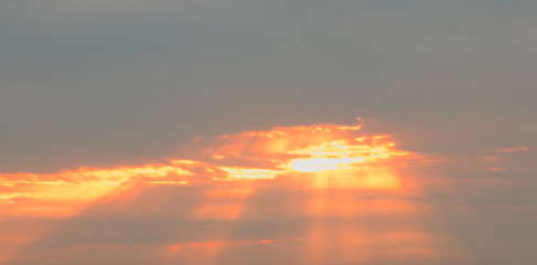 Obraz premium beautiful sunrise and cloudy sky