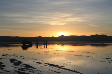 Amanecer salar uyuni