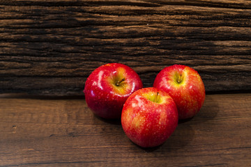 Red apple
