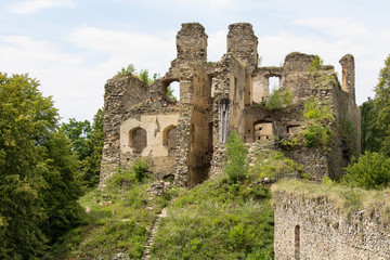 Old ruin castle Divci kamen near village Brloh