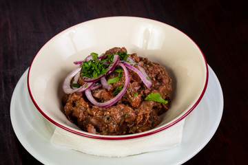 Pulled pork with onion