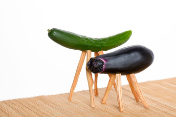 キュウリの馬とナスの牛(精霊馬)