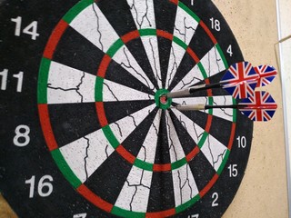 Dart's 5