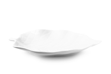 Fototapeta na wymiar Leaf shape plate isolated on white background.