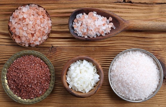 Different varieties of table salt.