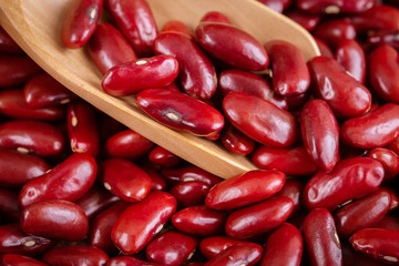 Red kidney beans in wooden