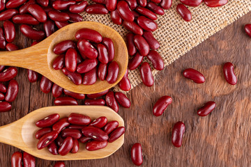 Red kidney beans in wooden