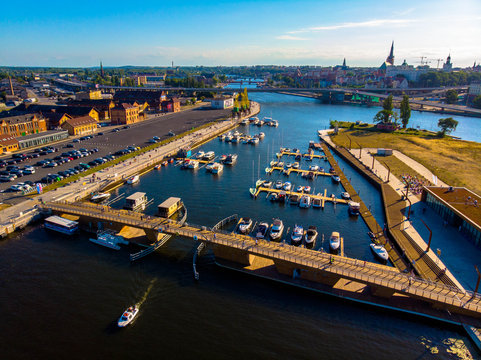 Szczecińska przystań jachtowa