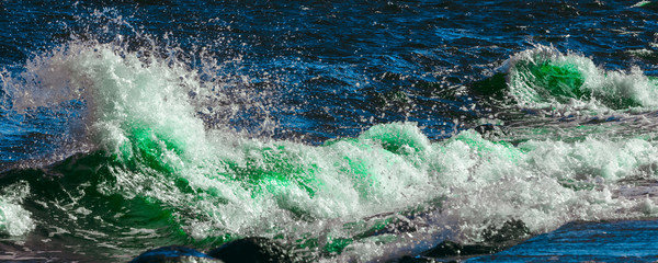 Summer ocean waves