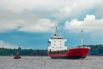 Fototapeta premium Red cargo ship