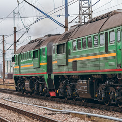 Obraz premium Green diesel locomotive