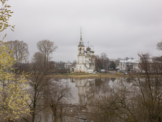 Fototapeta na wymiar Вологда старинный храм