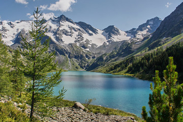 Fototapeta na wymiar Landscape with beautiful mountain lake