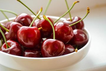 Sweet cherry, in a close-up plate