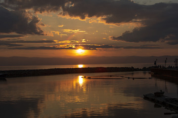 Fototapeta na wymiar Sunset on the sea 
